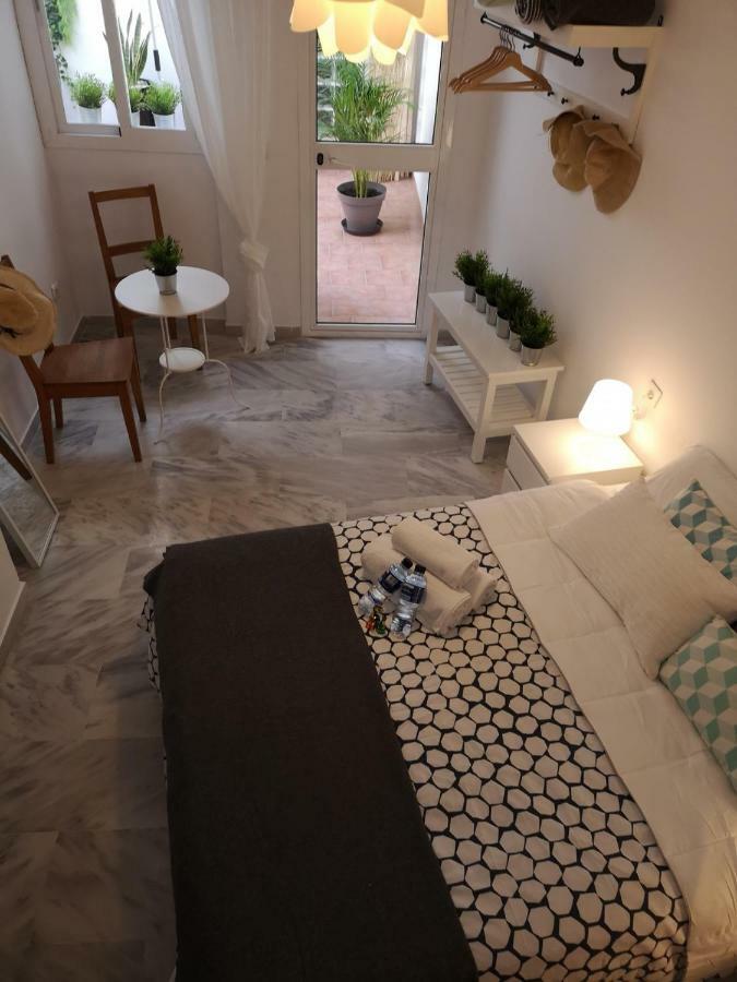 Gigantes Apartment Malaga Bagian luar foto