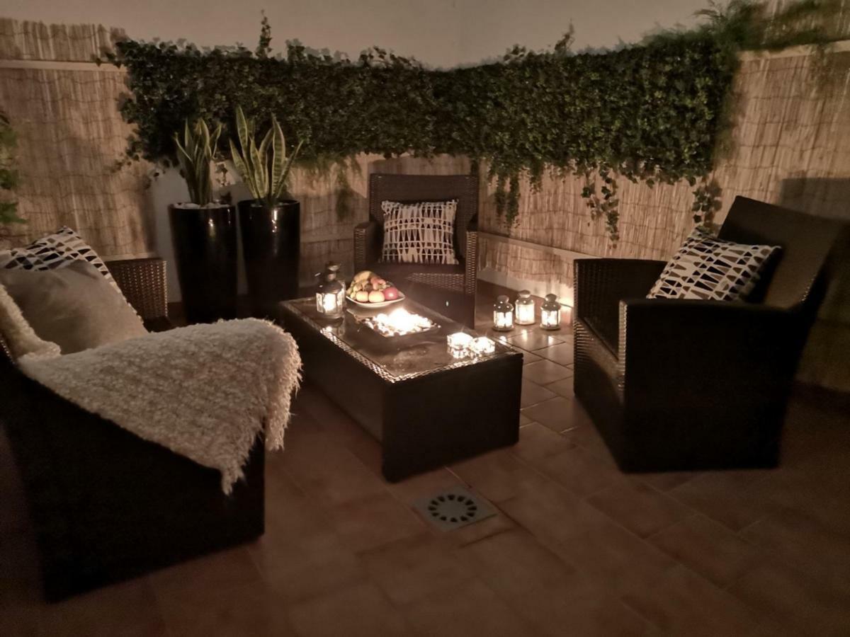 Gigantes Apartment Malaga Bagian luar foto