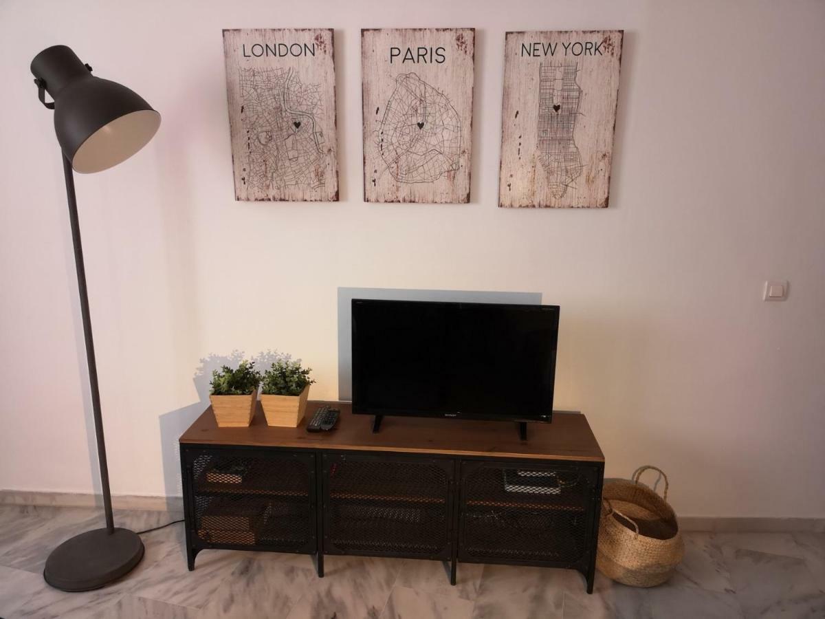 Gigantes Apartment Malaga Bagian luar foto