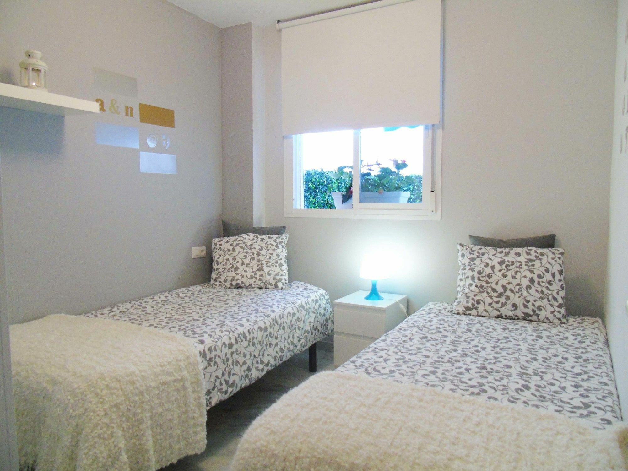 Gigantes Apartment Malaga Bagian luar foto